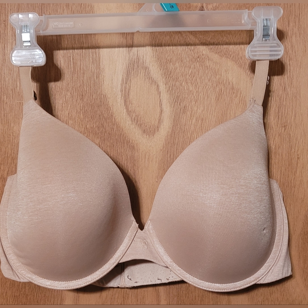 Victoria's Secret Uplift Semi Demi Size 36DD